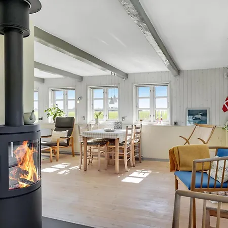 Casa vacanze Gorgeous In With Kitchen